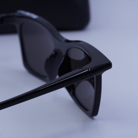 Final Price! Balenciaga BB0099SA 001 Black/Grey Sunglasses - Picture 9 of 10